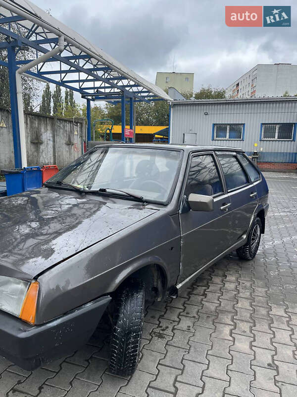 Хэтчбек ВАЗ / Lada 2109 1990 в Хмельницком