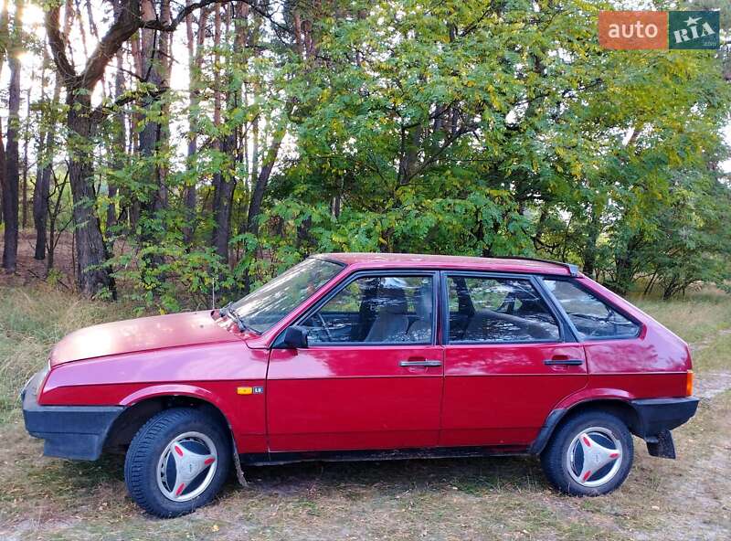 Хэтчбек ВАЗ / Lada 2109 1992 в 