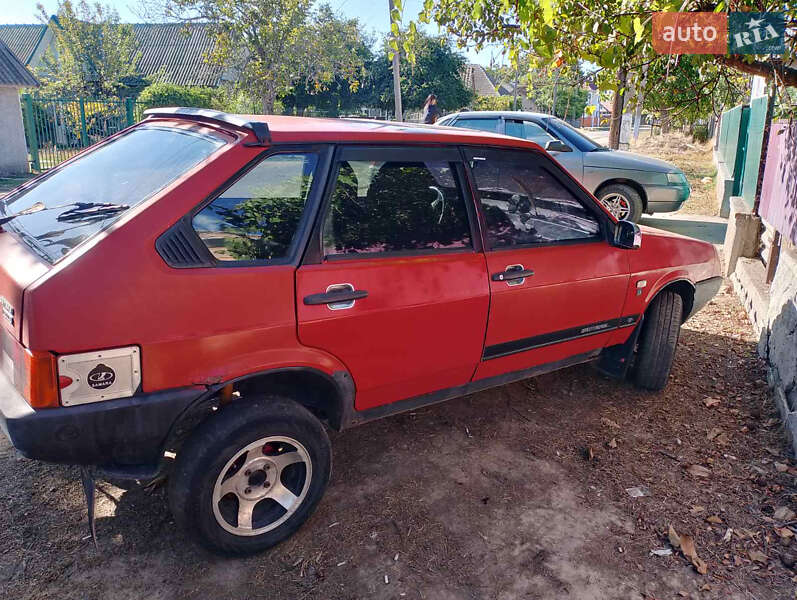 Хэтчбек ВАЗ / Lada 2109 1990 в Измаиле фото 2 Хэтчбек ВАЗ / Lada 2109 1990 в Измаиле