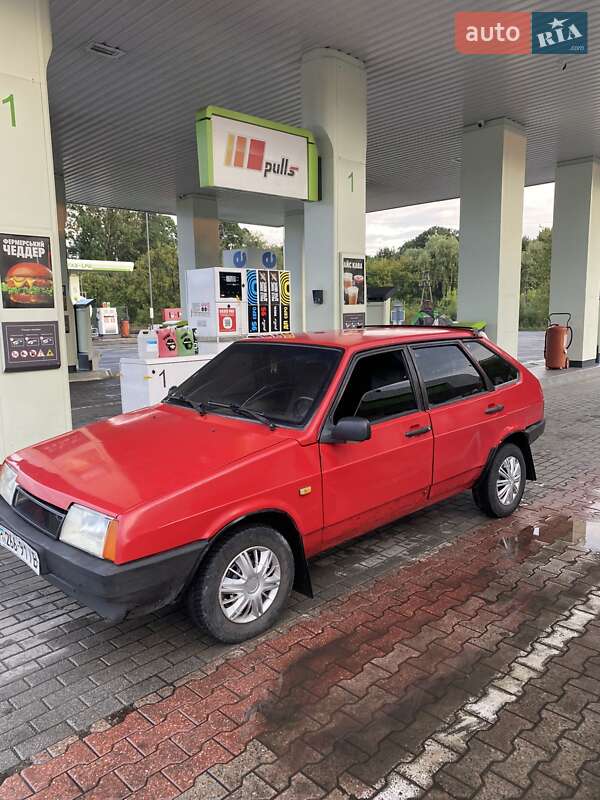 Хэтчбек ВАЗ / Lada 2109 1992 в Рогатине
