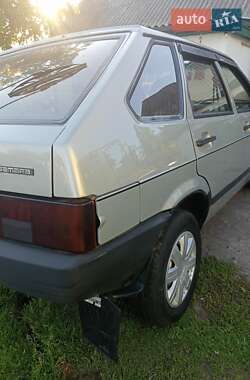 Хэтчбек ВАЗ 2109 2007 в  фото 5 Хэтчбек ВАЗ 2109 2007 в