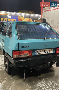 Хэтчбек ВАЗ 2109 1992 в 