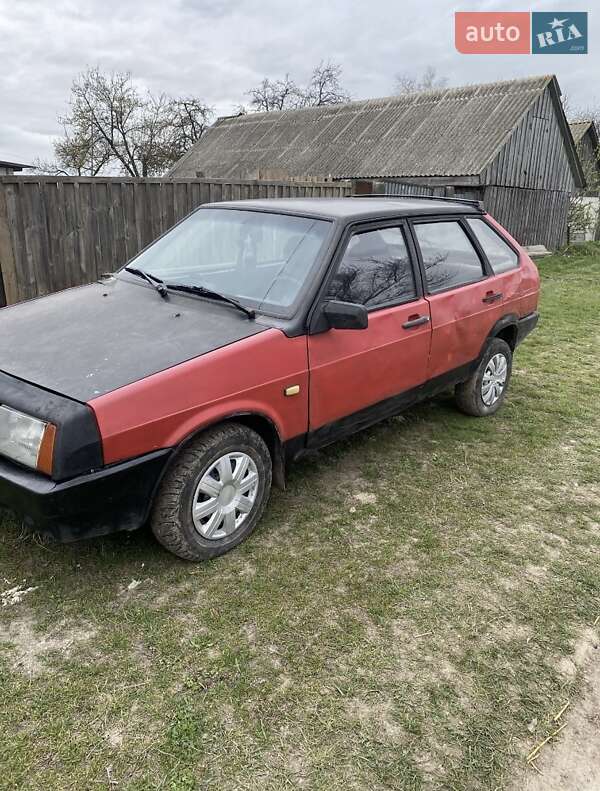 Хэтчбек ВАЗ / Lada 2109 1988 в Козельце