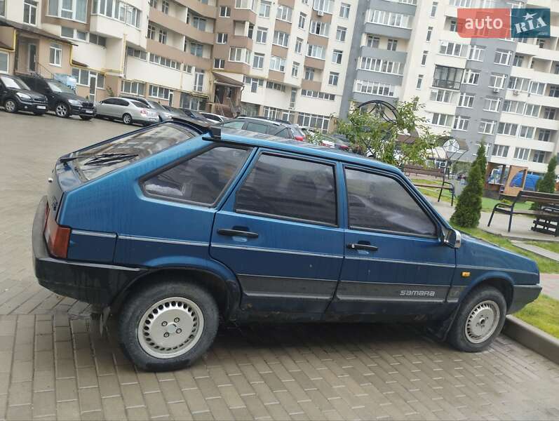 Хэтчбек ВАЗ 2109 1997 в 