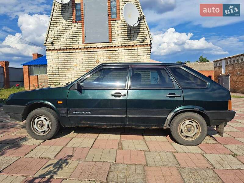 Хетчбек ВАЗ / Lada 2109 2001 в Дніпрі