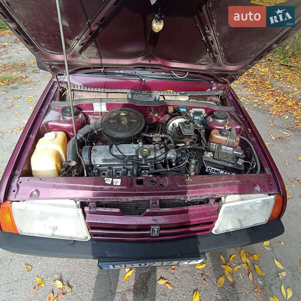 Хетчбек ВАЗ / Lada 2109 1998 в Дніпрі