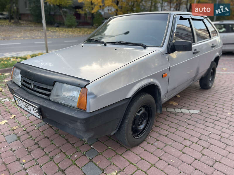 Хэтчбек ВАЗ / Lada 2109 2005 в Ивано-Франковске