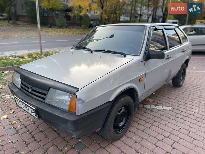 Хэтчбек ВАЗ / Lada 2109 2005 в Ивано-Франковске
