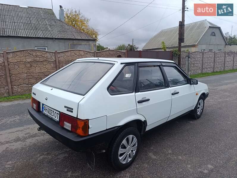 Хэтчбек ВАЗ / Lada 2109 1992 в Харькове