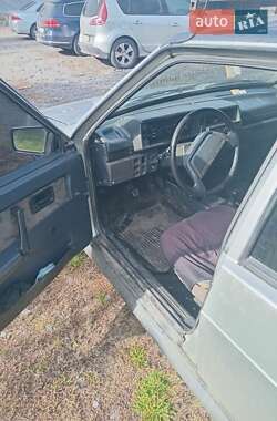Хэтчбек ВАЗ 2109 2003 в 