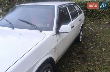 Хетчбек ВАЗ 2109 1987 в  фото 35 Хетчбек ВАЗ 2109 1987 в