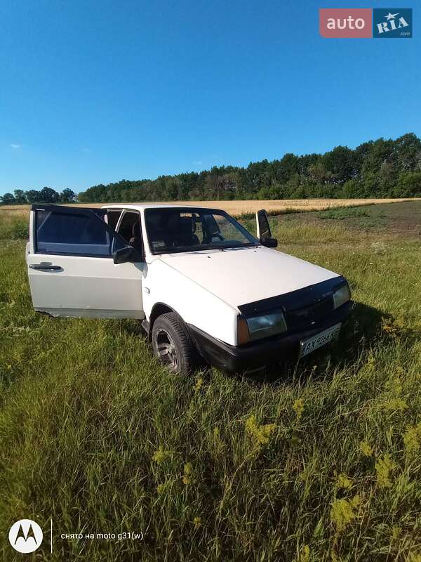 Хетчбек ВАЗ / Lada 2109 1993 в Кегичівці фото 5 Хетчбек ВАЗ / Lada 2109 1993 в Кегичівці