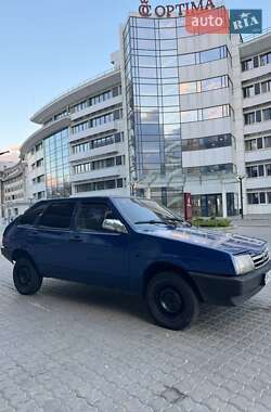 Хэтчбек ВАЗ 2109 1998 в  фото 3 Хэтчбек ВАЗ 2109 1998 в