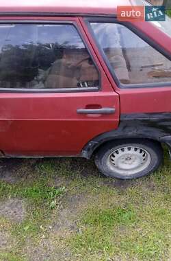 Хэтчбек ВАЗ 2109 1994 в 