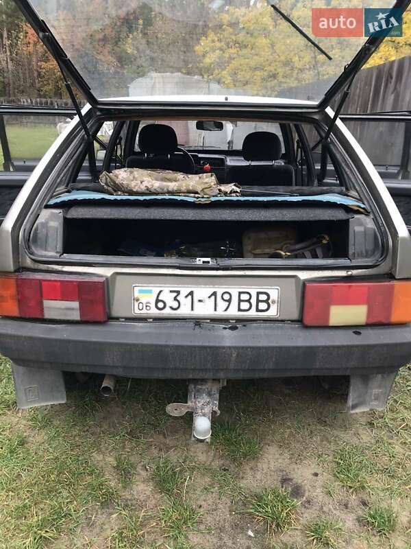 Хетчбек ВАЗ / Lada 2109 2002 в Коростишеві