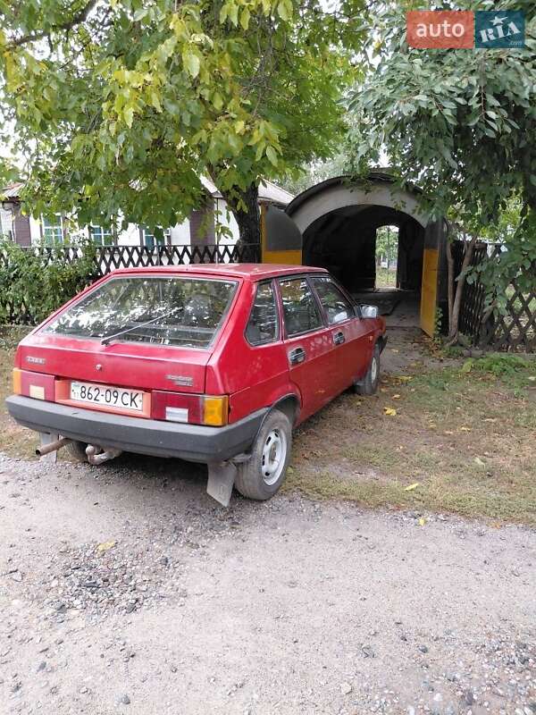 Хэтчбек ВАЗ / Lada 2109 1992 в Полтаве