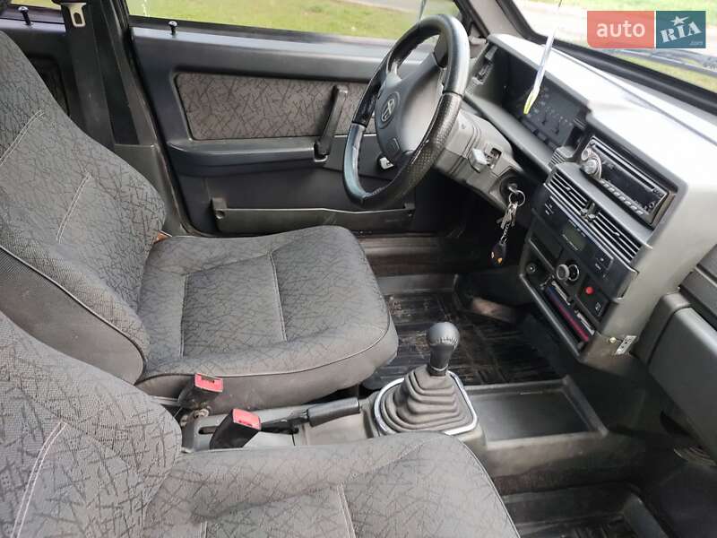 Хетчбек ВАЗ / Lada 2109 2005 в Конотопі фото 12 Хетчбек ВАЗ / Lada 2109 2005 в Конотопі