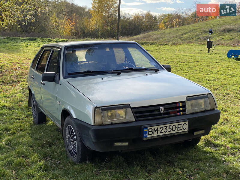 Хэтчбек ВАЗ / Lada 2109 2000 в Конотопе фото 8 Хэтчбек ВАЗ / Lada 2109 2000 в Конотопе