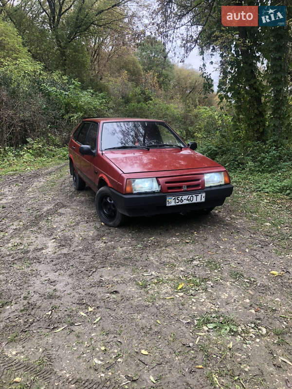 Хэтчбек ВАЗ / Lada 2109 1993 в Тернополе фото Хэтчбек ВАЗ / Lada 2109 1993 в Тернополе