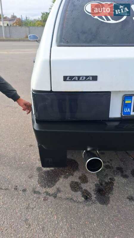 Хетчбек ВАЗ / Lada 2109 1992 в Кременчуці фото 7 Хетчбек ВАЗ / Lada 2109 1992 в Кременчуці