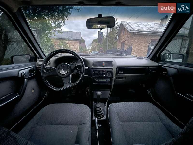 Хетчбек ВАЗ / Lada 2109 1993 в Глинянах фото 4 Хетчбек ВАЗ / Lada 2109 1993 в Глинянах