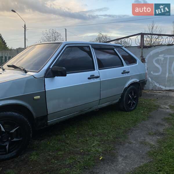 Хэтчбек ВАЗ / Lada 2109 1998 в Житомире фото 8 Хэтчбек ВАЗ / Lada 2109 1998 в Житомире