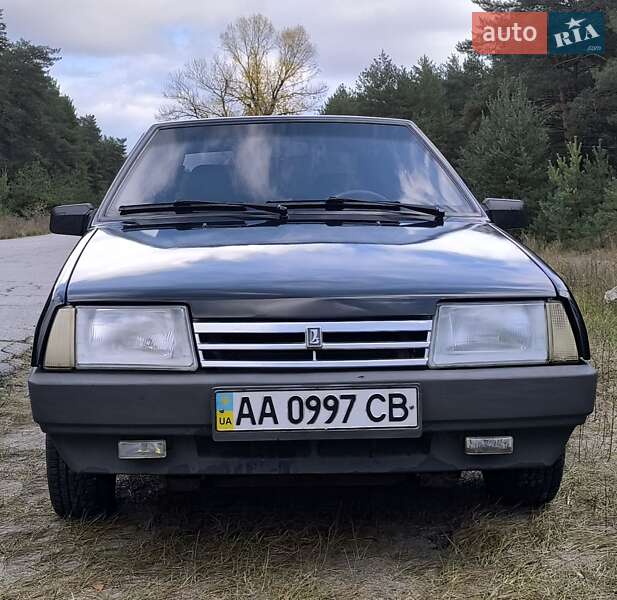 Хэтчбек ВАЗ / Lada 2109 1995 в Кременчуге фото 6 Хэтчбек ВАЗ / Lada 2109 1995 в Кременчуге