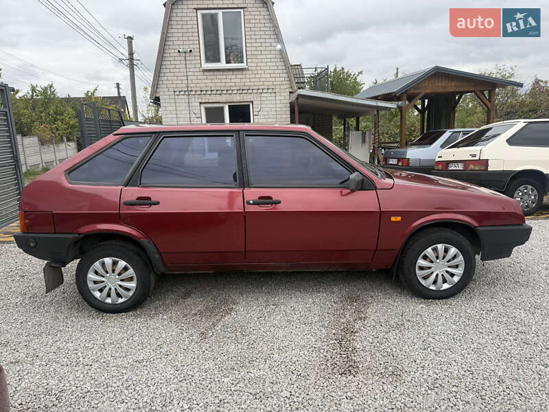 Хетчбек ВАЗ / Lada 2109 2002 в Запоріжжі фото 6 Хетчбек ВАЗ / Lada 2109 2002 в Запоріжжі