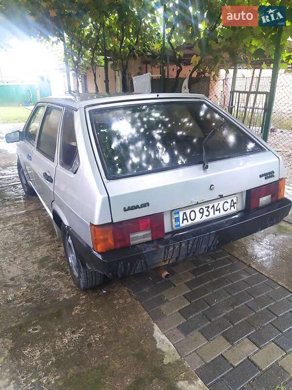 Хэтчбек ВАЗ / Lada 2109 1991 в Ужгороде фото 7 Хэтчбек ВАЗ / Lada 2109 1991 в Ужгороде