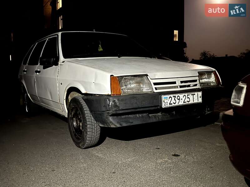 Хэтчбек ВАЗ / Lada 2109 1993 в Зборове фото 5 Хэтчбек ВАЗ / Lada 2109 1993 в Зборове