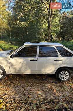 Хетчбек ВАЗ / Lada 2109 1993 в Зборові