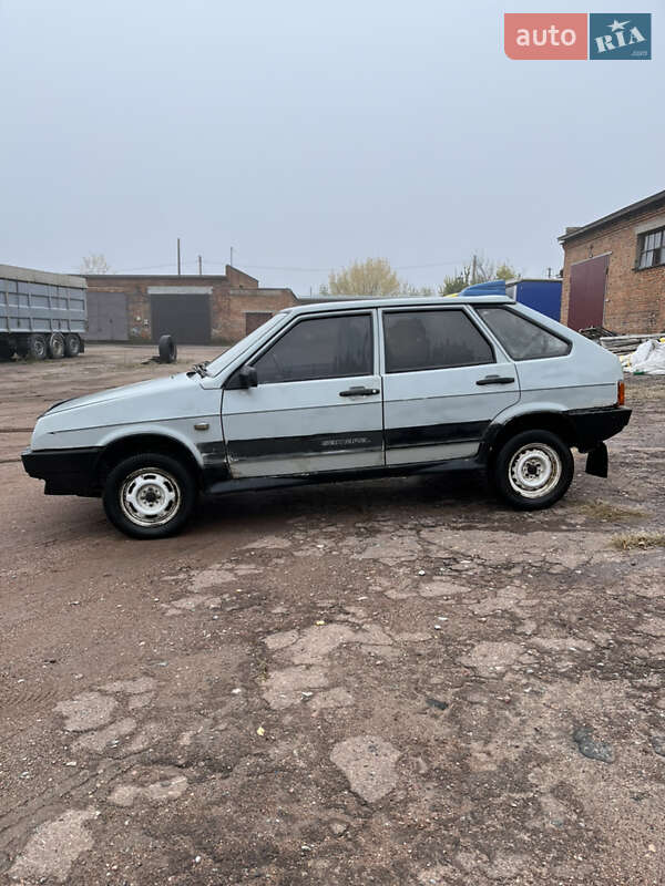 Хэтчбек ВАЗ / Lada 2109 2005 в Конотопе фото 7 Хэтчбек ВАЗ / Lada 2109 2005 в Конотопе