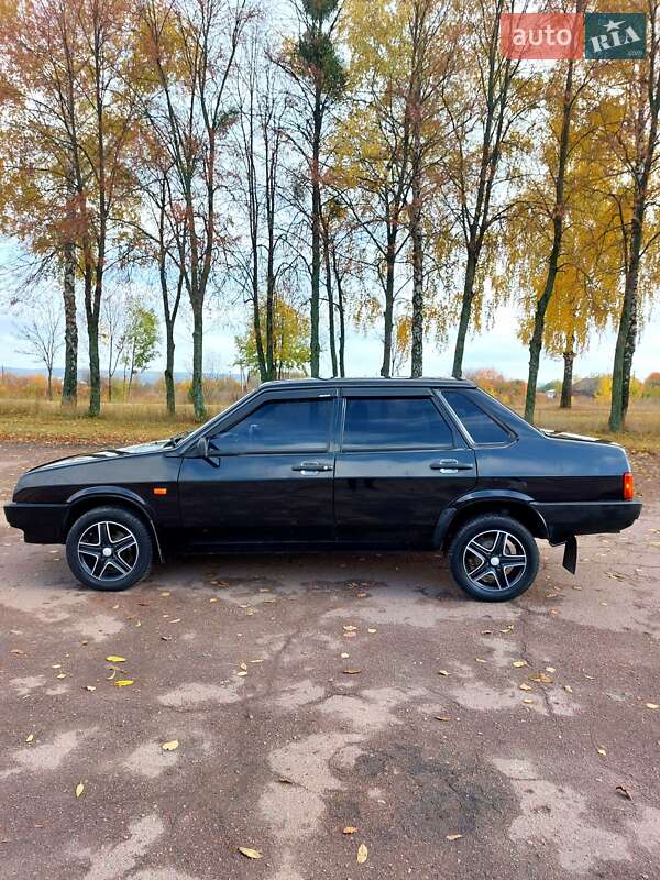 Хэтчбек ВАЗ / Lada 2109 2006 в Тростянце фото 12 Хэтчбек ВАЗ / Lada 2109 2006 в Тростянце