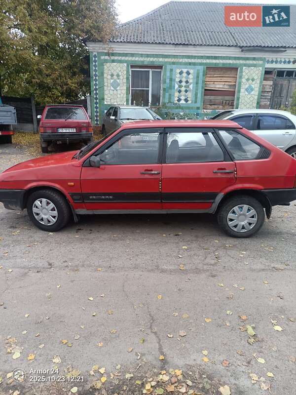 Хэтчбек ВАЗ / Lada 2109 1992 в Мене