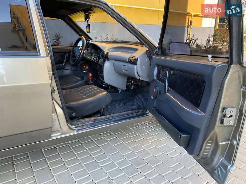 Хетчбек ВАЗ / Lada 2109 2001 в Одесі фото 16 Хетчбек ВАЗ / Lada 2109 2001 в Одесі