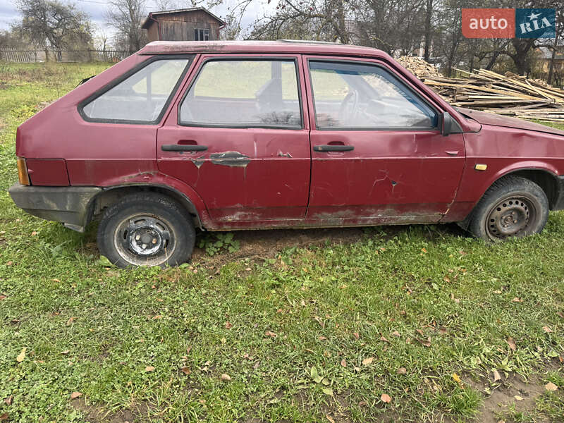 Хэтчбек ВАЗ / Lada 2109 1992 в Коломые