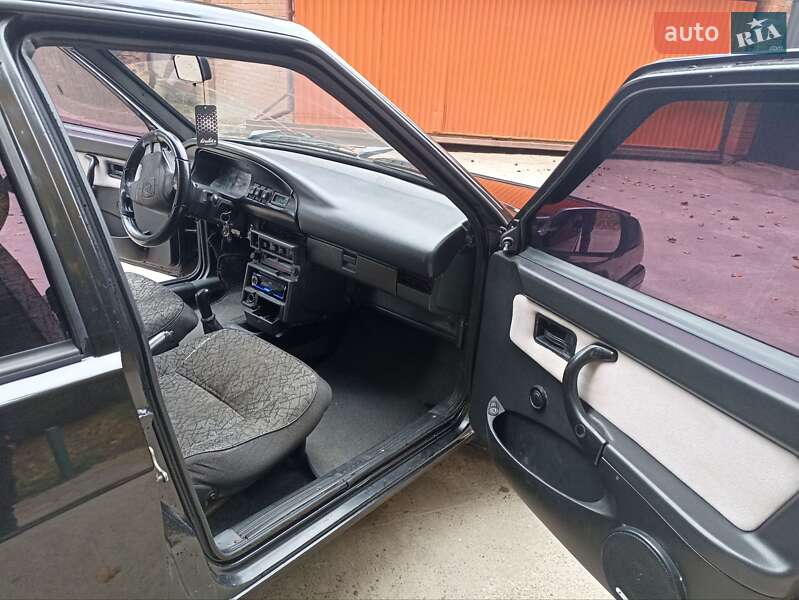 Хетчбек ВАЗ / Lada 2109 1997 в Львові