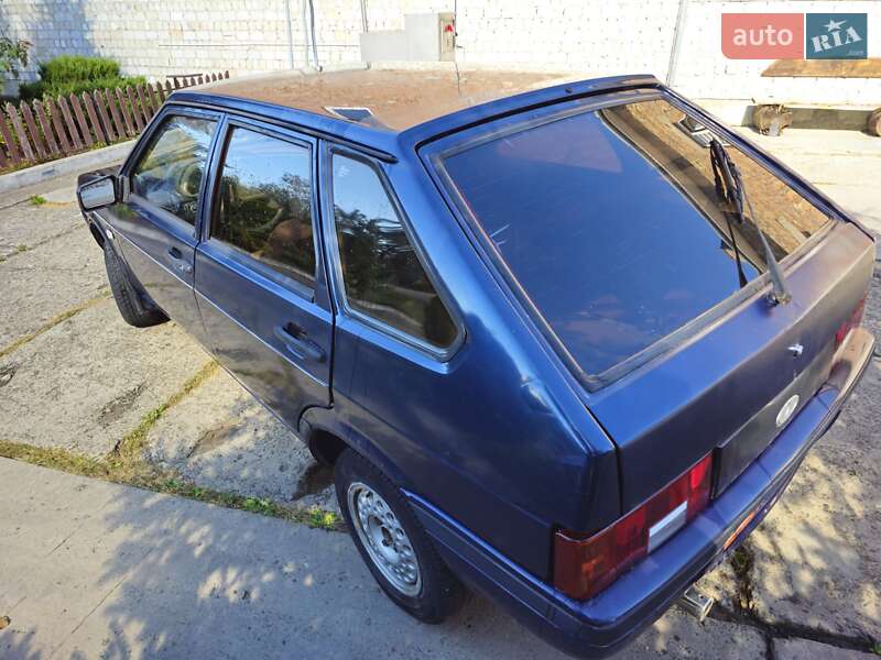 Хэтчбек ВАЗ / Lada 2109 1998 в Новом Роздоле