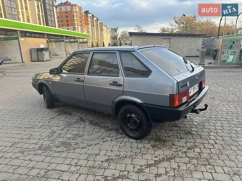 Хэтчбек ВАЗ / Lada 2109 2009 в Ивано-Франковске фото 7 Хэтчбек ВАЗ / Lada 2109 2009 в Ивано-Франковске