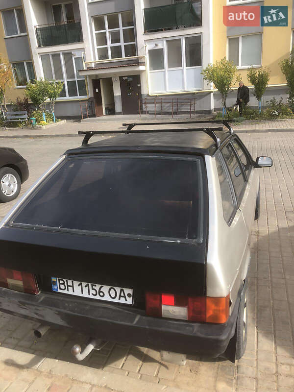 Хэтчбек ВАЗ / Lada 2109 1988 в Одессе фото 3 Хэтчбек ВАЗ / Lada 2109 1988 в Одессе
