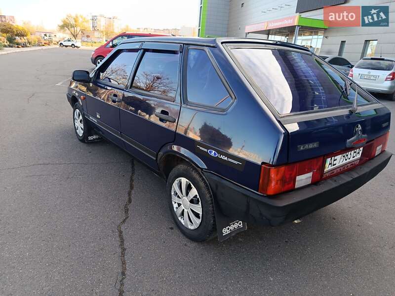 Хэтчбек ВАЗ / Lada 2109 2006 в Кривом Роге