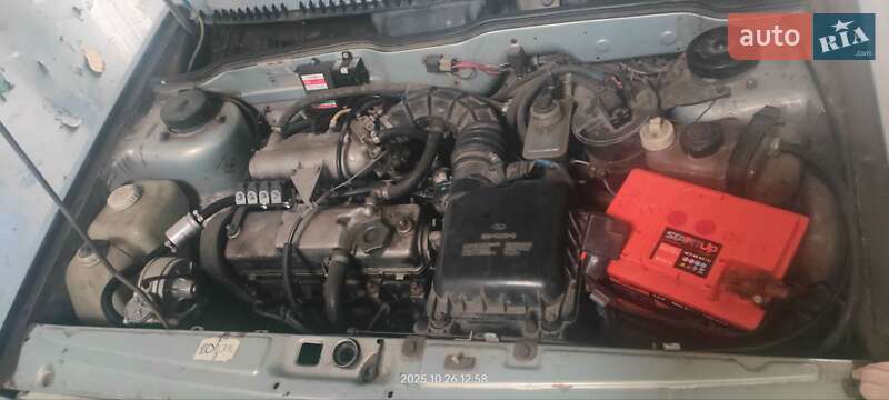 Хэтчбек ВАЗ / Lada 2109 2004 в Кривом Роге фото 3 Хэтчбек ВАЗ / Lada 2109 2004 в Кривом Роге