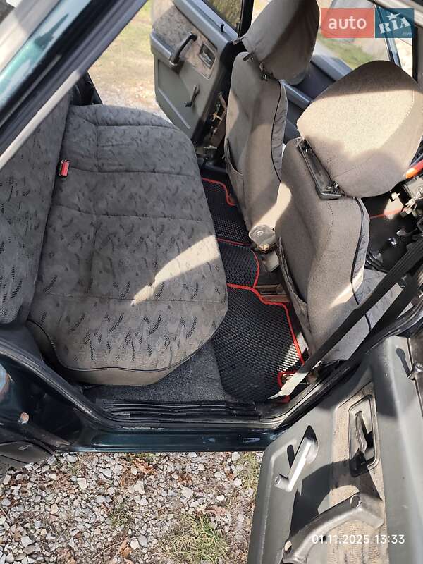 Хэтчбек ВАЗ / Lada 2109 2003 в Черновцах фото 18 Хэтчбек ВАЗ / Lada 2109 2003 в Черновцах