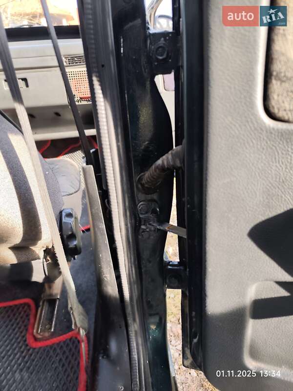 Хэтчбек ВАЗ / Lada 2109 2003 в Черновцах фото 25 Хэтчбек ВАЗ / Lada 2109 2003 в Черновцах