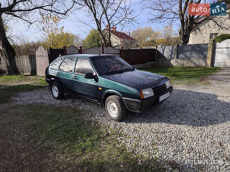 Хэтчбек ВАЗ / Lada 2109 2003 в Черновцах фото 31 Хэтчбек ВАЗ / Lada 2109 2003 в Черновцах