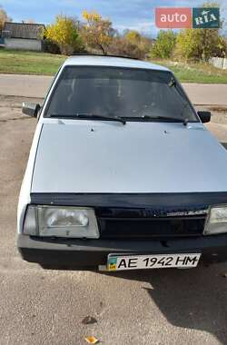 Хетчбек ВАЗ / Lada 2109 2004 в Синельниковому