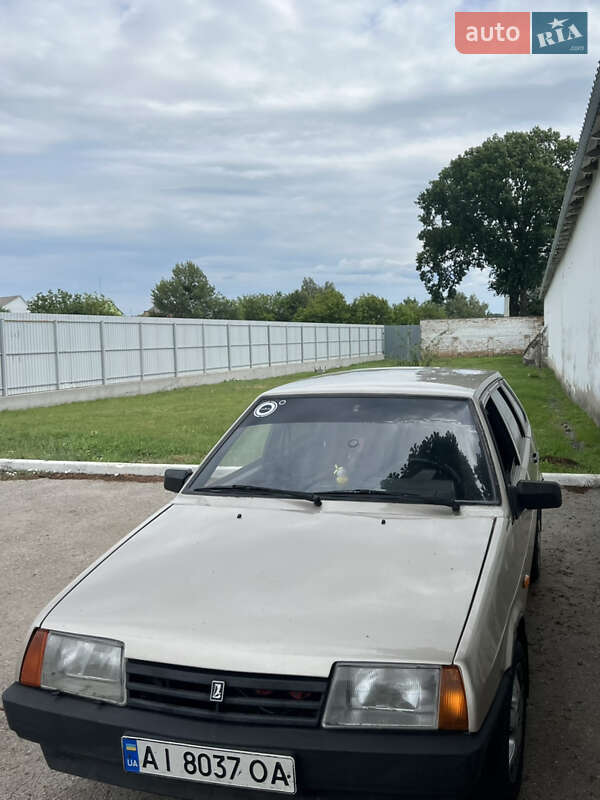 Хетчбек ВАЗ / Lada 2109 2000 в Корсунь-Шевченківському фото 3 Хетчбек ВАЗ / Lada 2109 2000 в Корсунь-Шевченківському