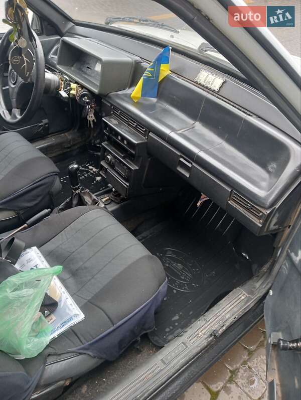Хетчбек ВАЗ / Lada 2109 1992 в Чемерівцях фото 5 Хетчбек ВАЗ / Lada 2109 1992 в Чемерівцях