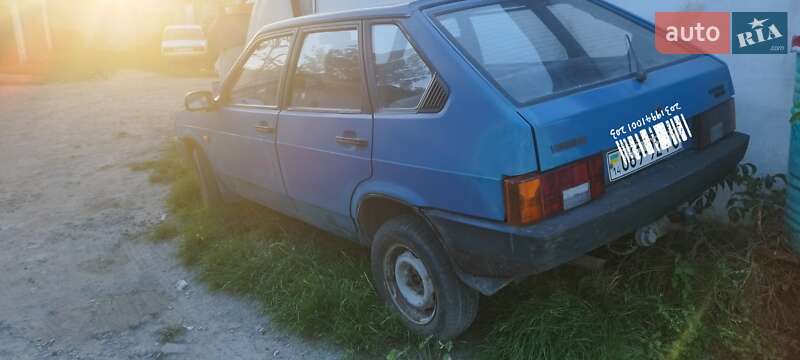 Хетчбек ВАЗ / Lada 2109 1989 в Львові фото 9 Хетчбек ВАЗ / Lada 2109 1989 в Львові