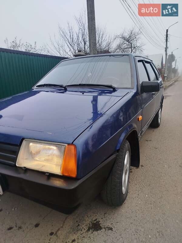 Хэтчбек ВАЗ / Lada 2109 2004 в Коломые фото 10 Хэтчбек ВАЗ / Lada 2109 2004 в Коломые